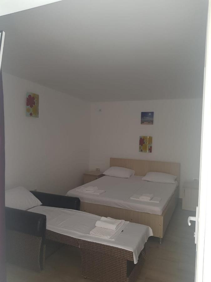 Evana House Costinesti Luaran gambar