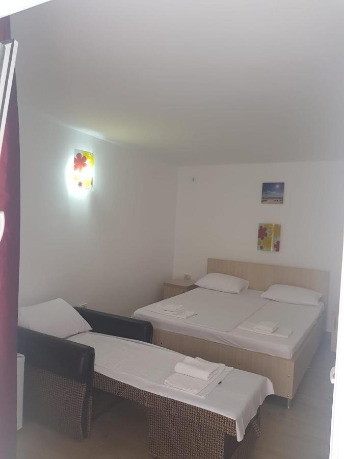Evana House Costinesti Luaran gambar
